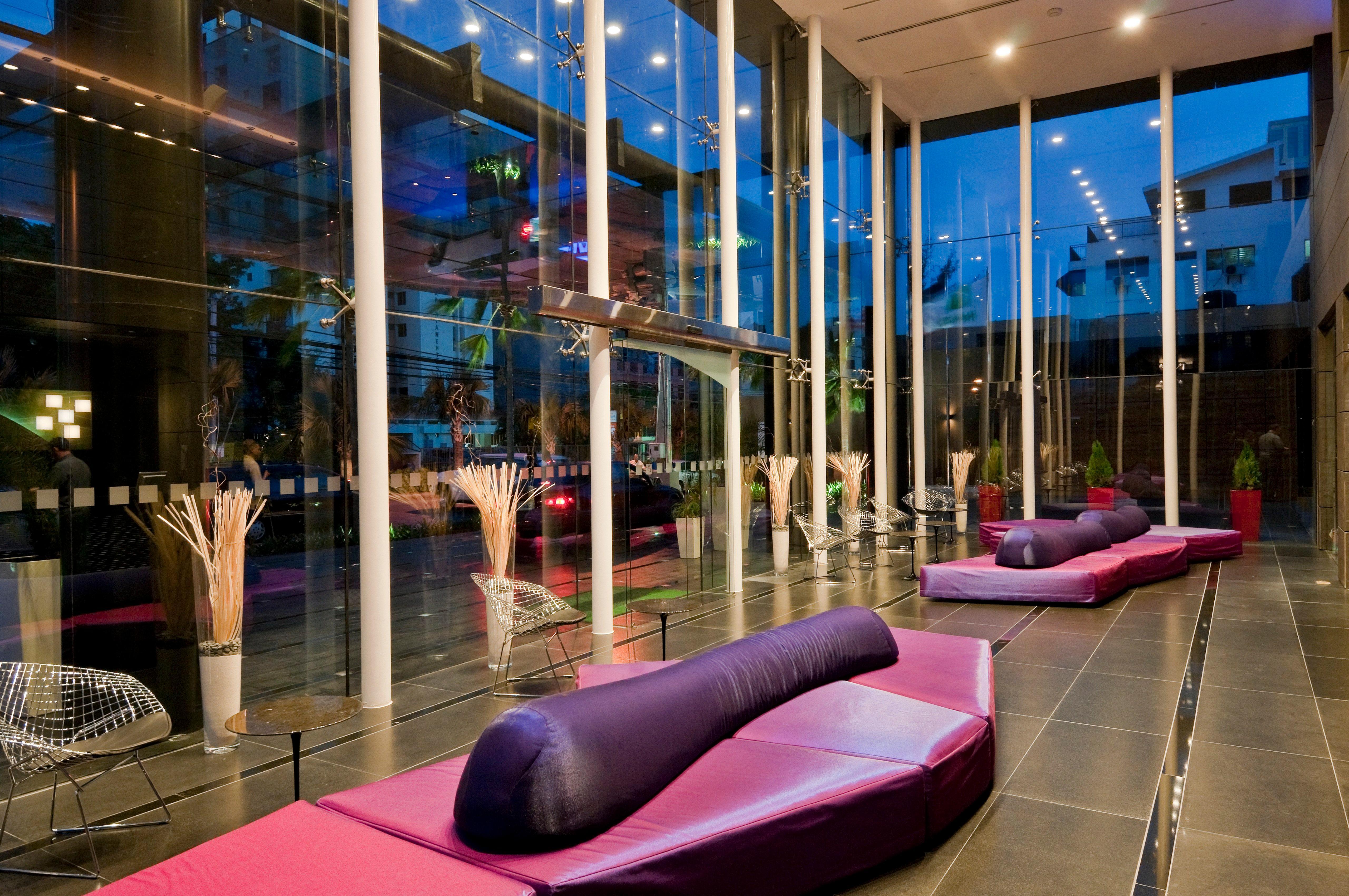 Holiday Inn Santo Domingo By Ihg Exteriér fotografie The interior of the hotel