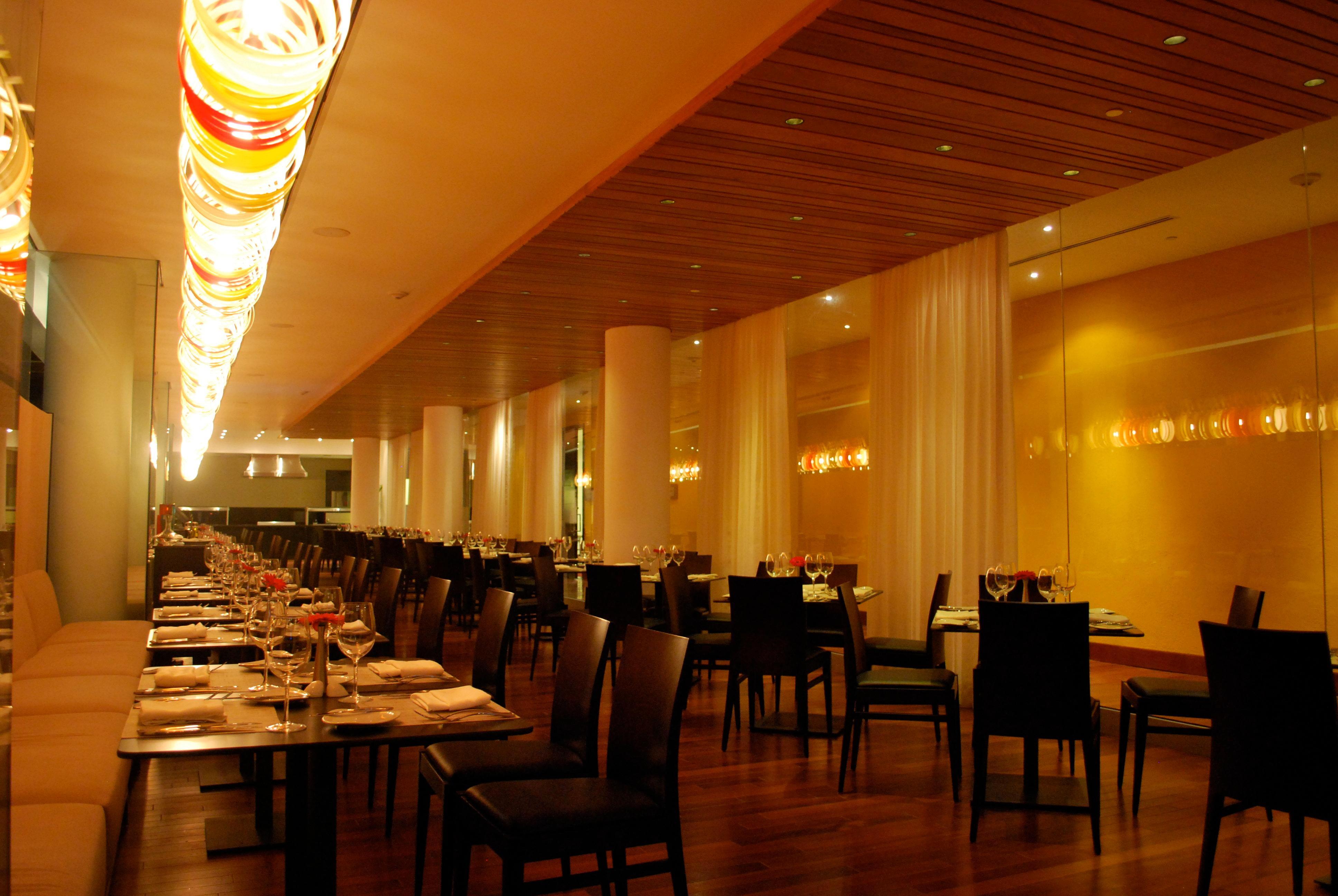 Holiday Inn Santo Domingo By Ihg Exteriér fotografie The interior of the restaurant
